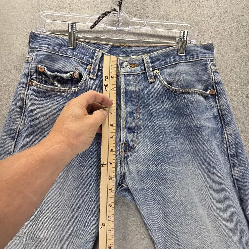 Vintage Levis 501 Jeans Mens Blue Straight Button Fly Y2K Mexico Fits 30x30